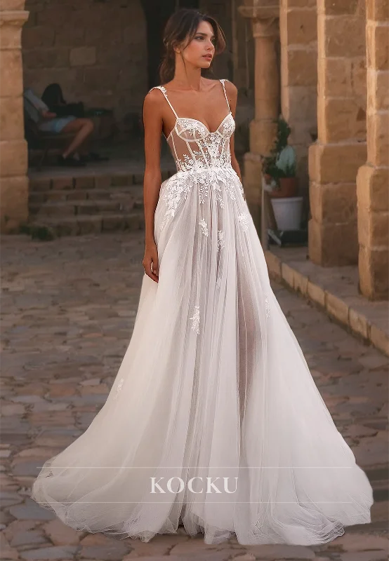 Beach Wedding Dress A-Line Spaghetti Straps Lace Boho Wedding Dress