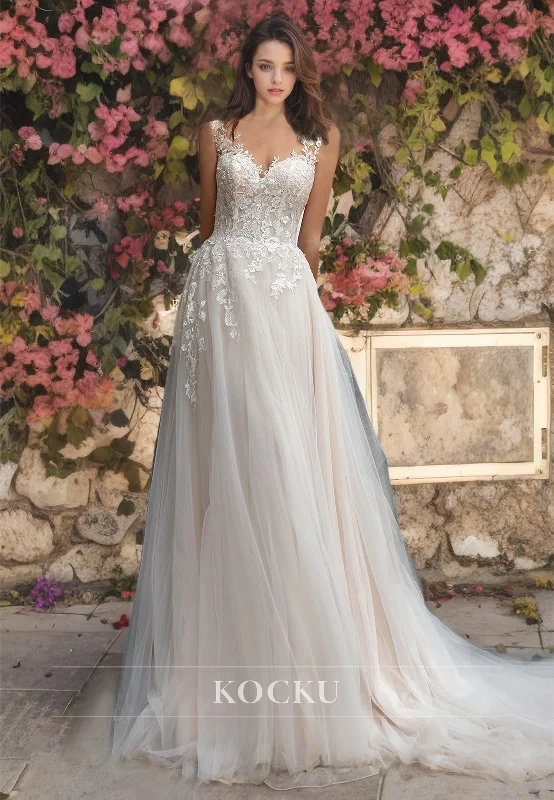 A-Line Sweetheart Spaghetti Straps Wedding Dress Appliques Lace Bridal Dress with Sweep Train