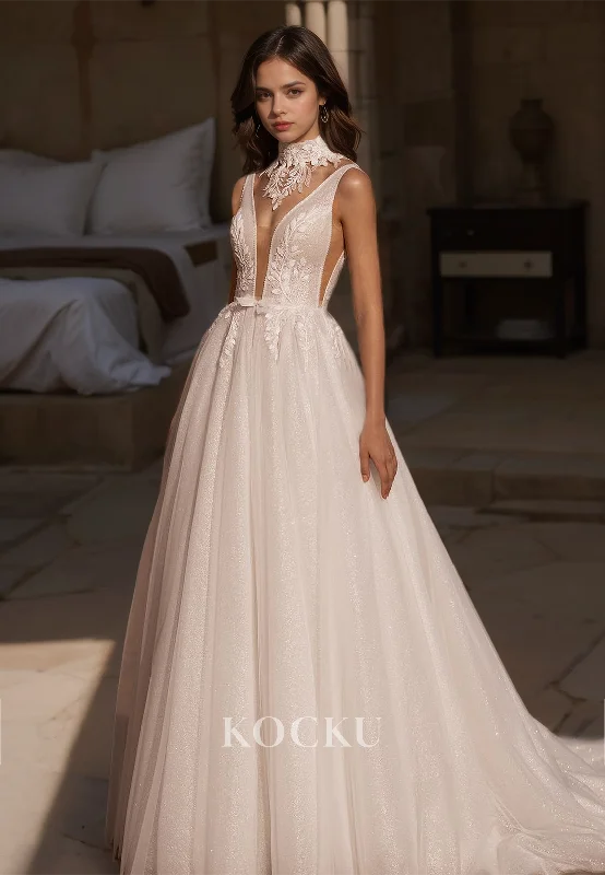 A-Line V-Neck Straps Sleeveless Pleated Glitter Lace Beach Wedding Dress Boho Gowns with Appliques